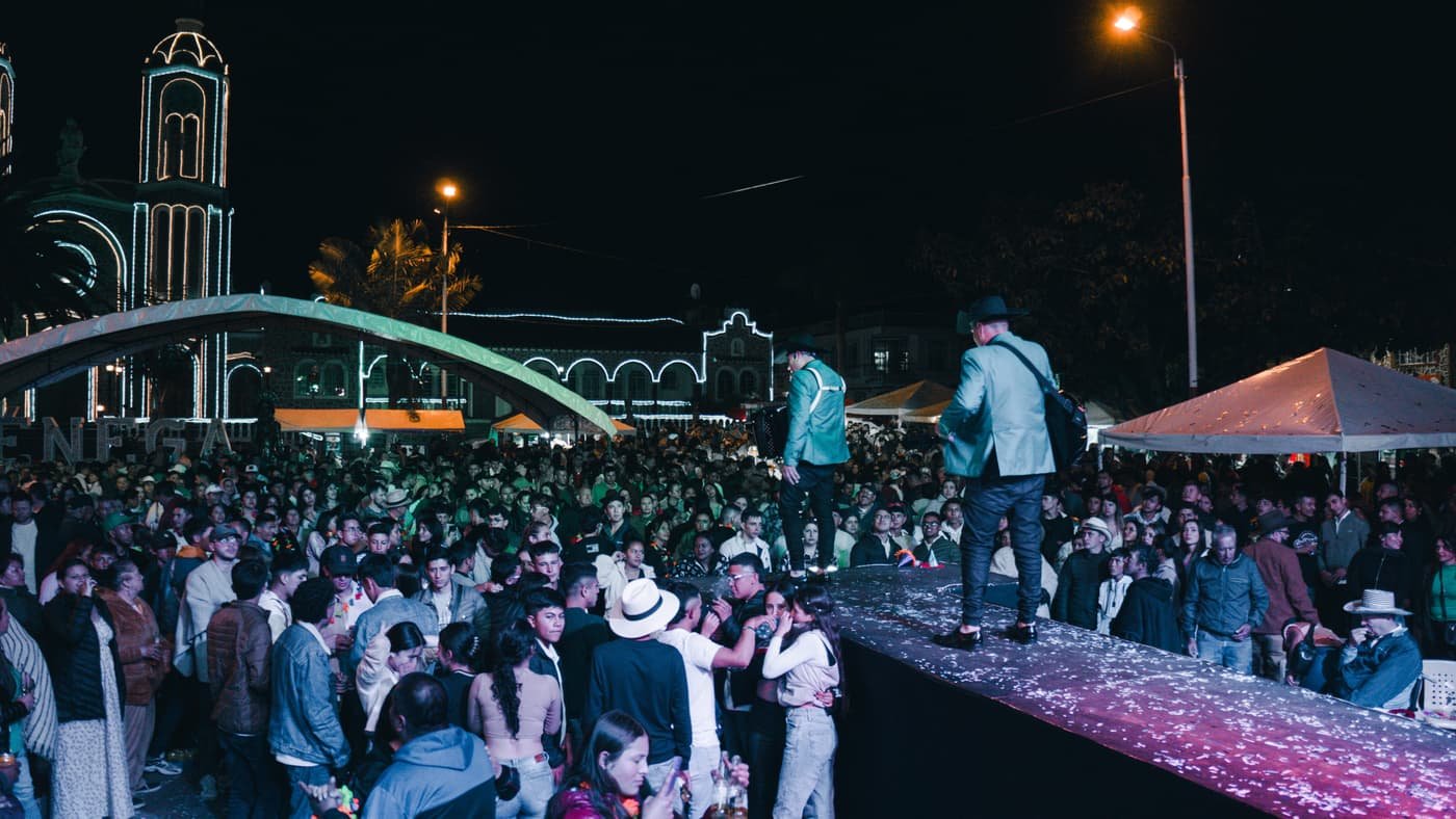 Los Hermanos Plata en concierto, foto 1